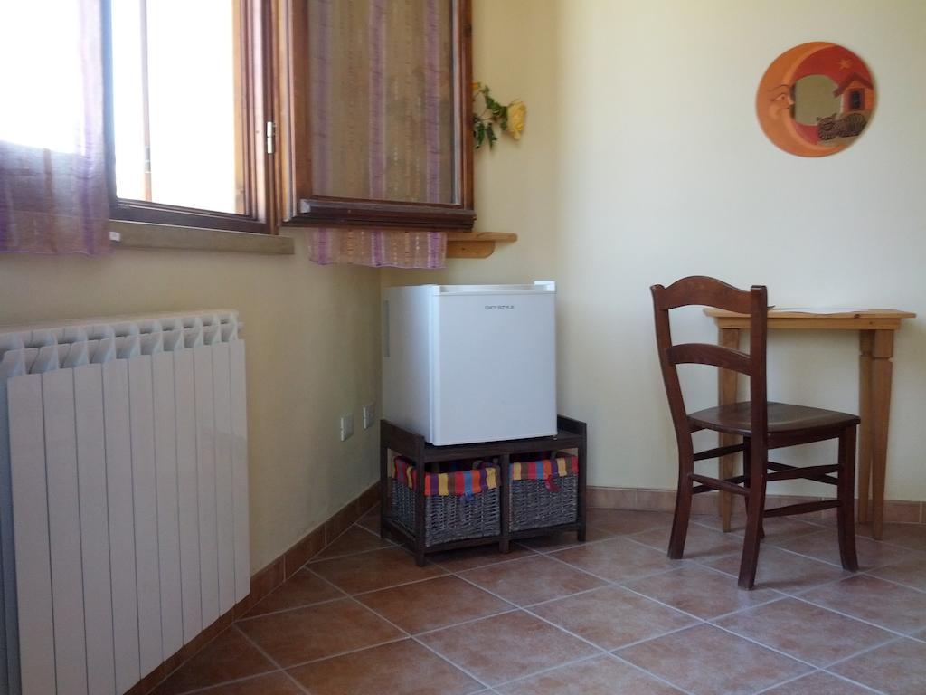 Agriturismo Il Canterino Guardistallo Bagian luar foto