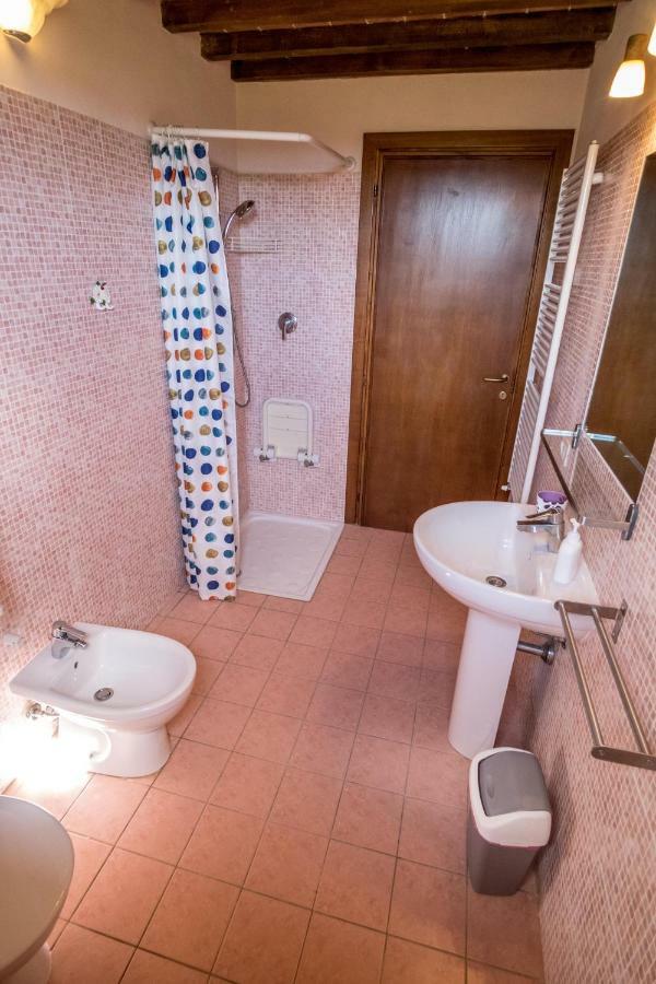 Agriturismo Il Canterino Guardistallo Bagian luar foto