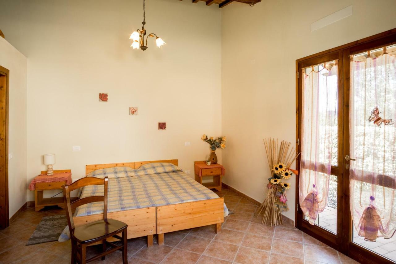 Agriturismo Il Canterino Guardistallo Bagian luar foto