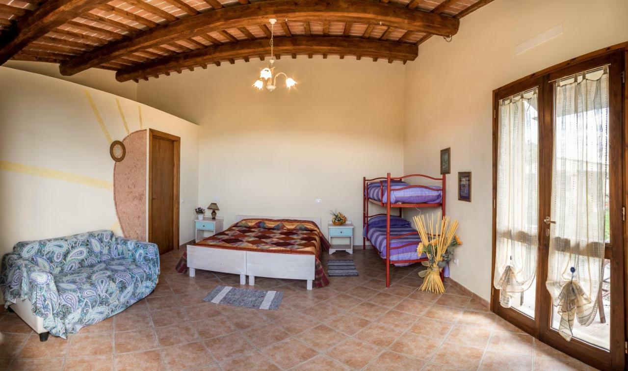 Agriturismo Il Canterino Guardistallo Bagian luar foto