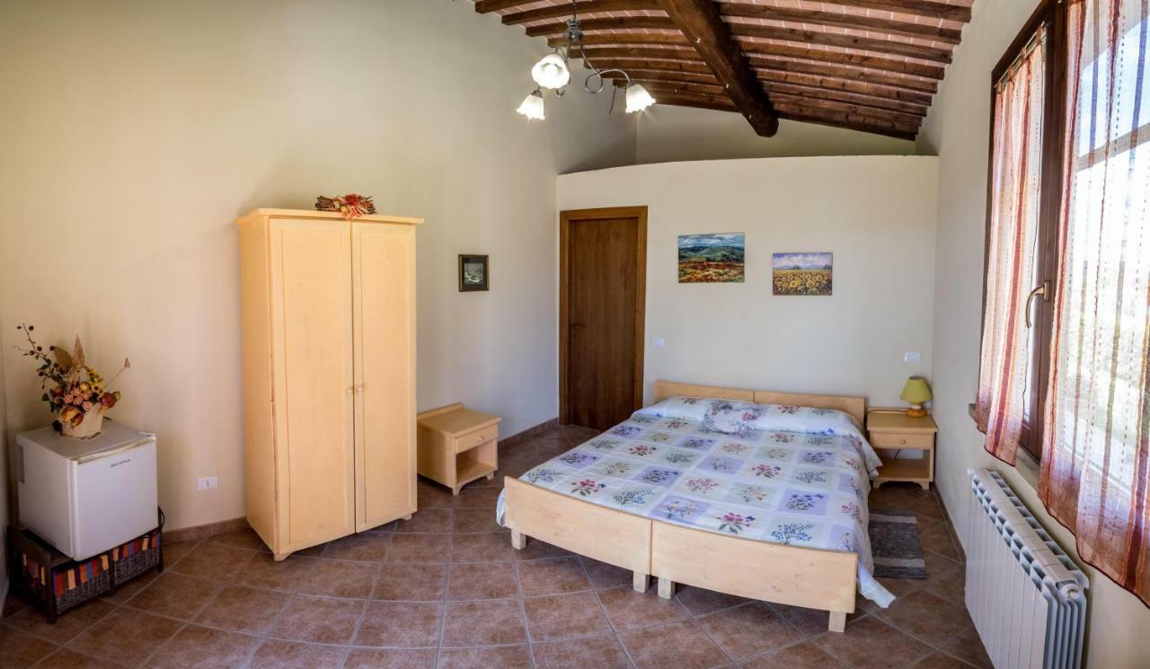 Agriturismo Il Canterino Guardistallo Bagian luar foto